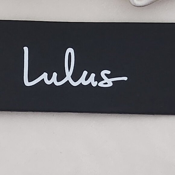 2/$30 Lulus Satin Crowl Neck Cami Tank Top Size S - Picture 4 of 5